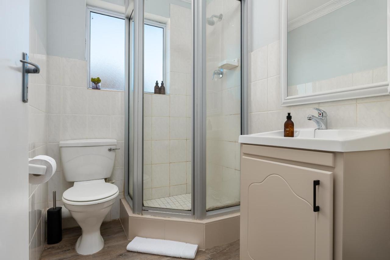 Monte Blu B8 (Adults Only) Apartment Cape Town Exterior photo